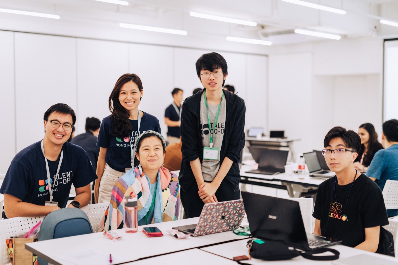 Hackathon team photo with students